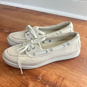 LL Bean Women's Campside Shoe lace up canvas boat shoes